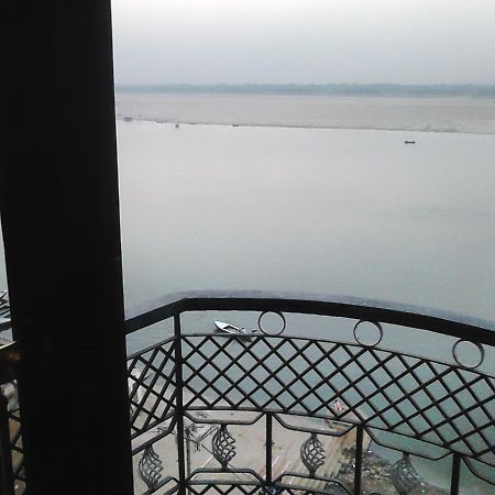 Leela Guest House Varanasi Exterior photo
